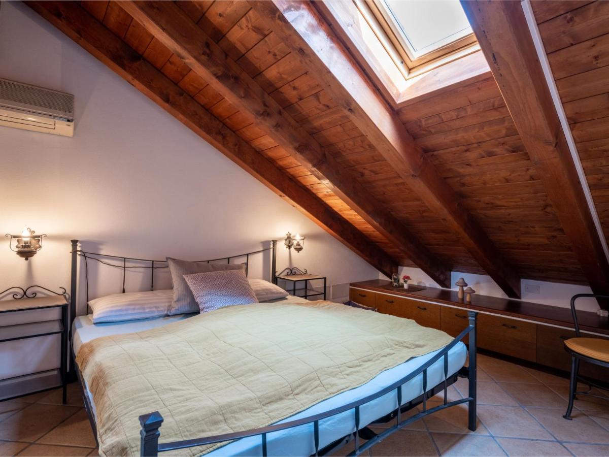 Borgo San Giulio By Interhome Apartment Pettenasco