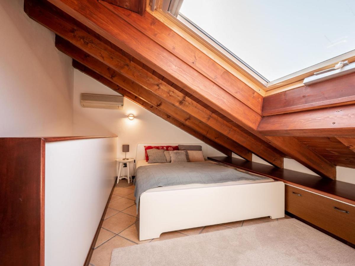 Apartment Borgo San Giulio By Interhome